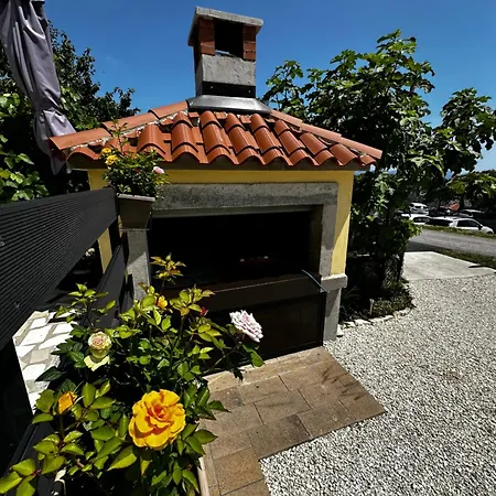 Lulic Apartment