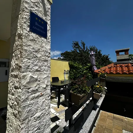 Apartment Lulic